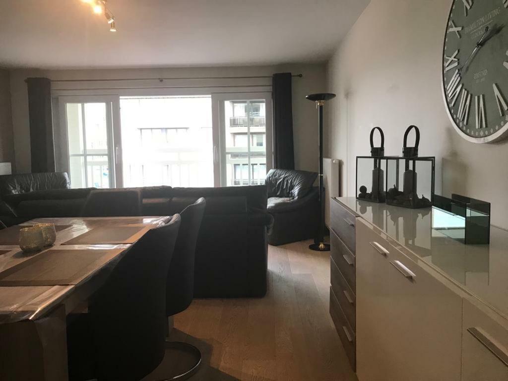 Апартаменты Mainstreet Knokke Экстерьер фото